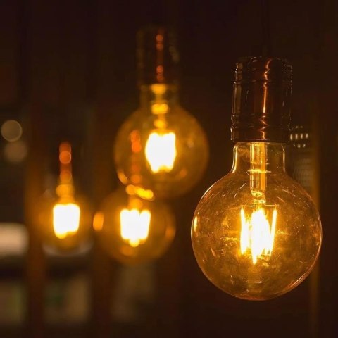 Żarówka LED V-TAC 12.5W Filament E27 G125 VT-2143 3000K 1550lm Żarówka LED V-TAC 12.5W Filament E27 G125 VT-2143 3000K 1550lm