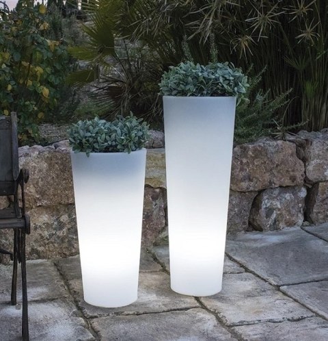 NEW GARDEN donica FICUS 80 SOLAR & BATTERY biała NEW GARDEN donica FICUS 80 SOLAR & BATTERY biała