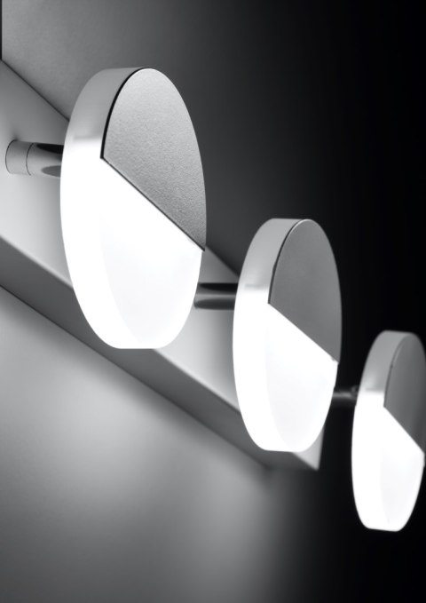 SING KINKIET 3X3W LED BIAŁĀY 4000K SING KINKIET 3X3W LED BIAŁĀY 4000K